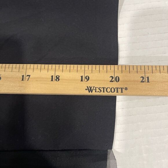 Lululemon Black Tank Swift Slink Fabric Size 6 Black Elegant Side Pleats Boxy - Picture 9 of 9